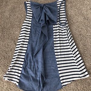 Striped tank top with bow design on the back
